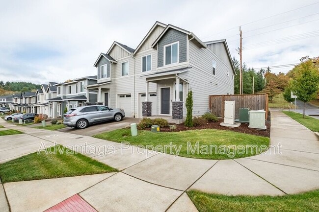 Building Photo - 5587 NW Torchcrest Pl