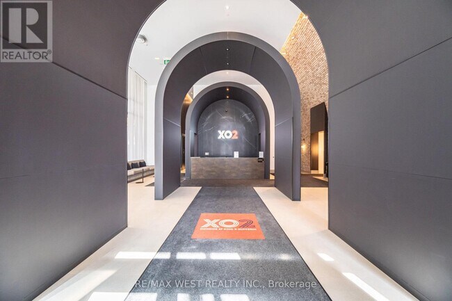 Photo du bâtiment - 285 Dufferin St