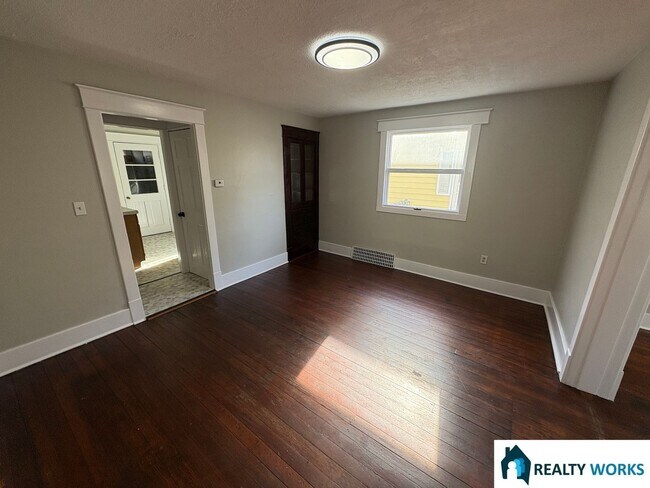 Foto del edificio - 3 Bedroom Home Close to Campus!