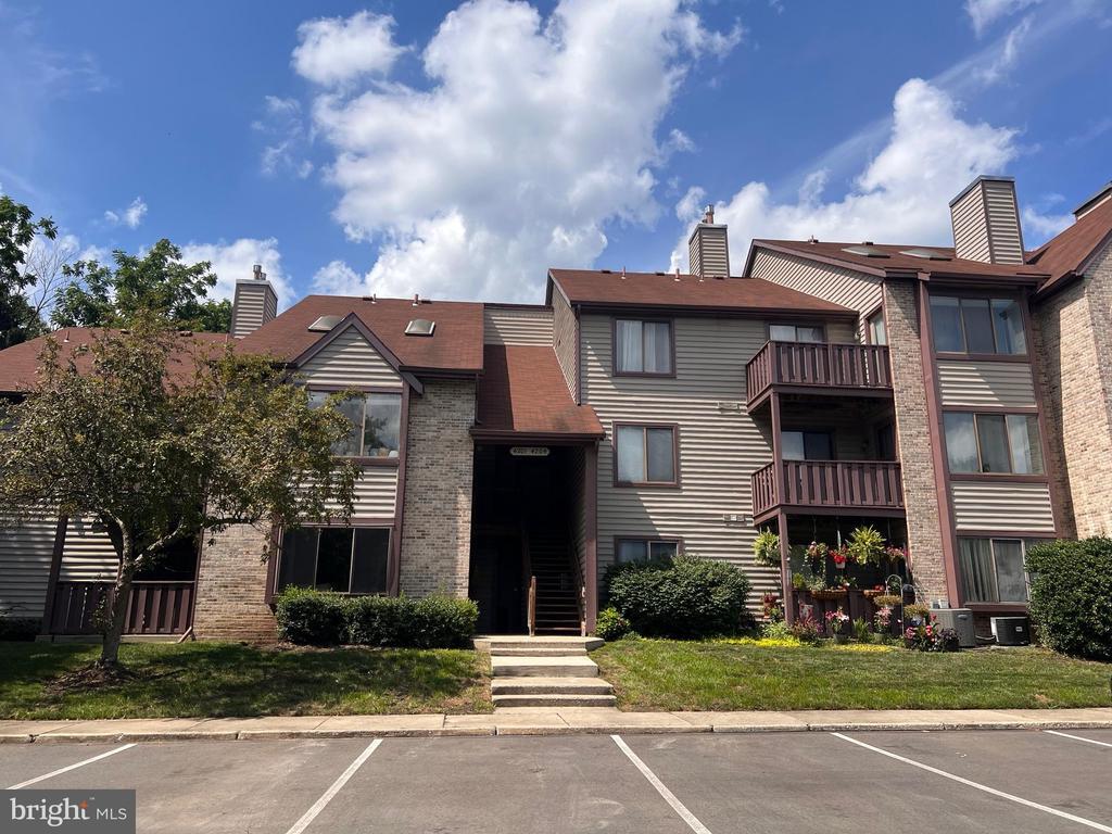 Foto principal - 4204B Aberdeen Dr