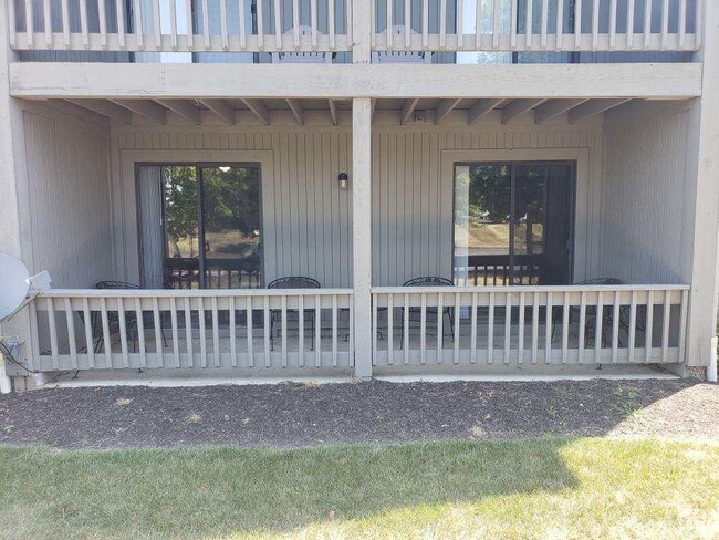 Foto del edificio - 2701 C Greystone Dr.