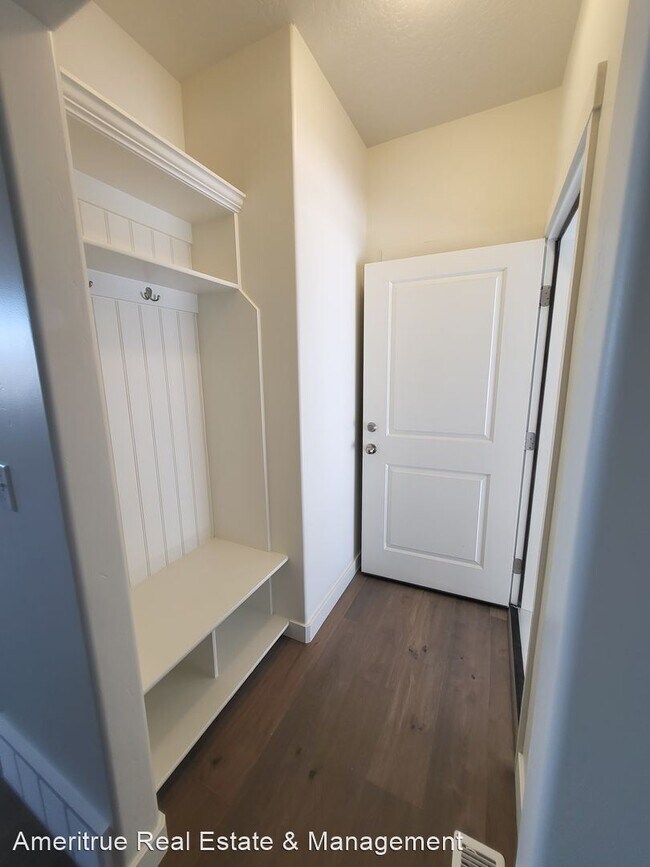 Foto del edificio - 3 br, 2.5 bath House - 4060 Harmony Court