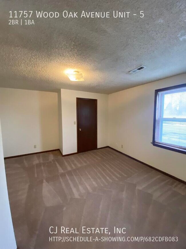Foto del edificio - 11757 Wood Oak Ave