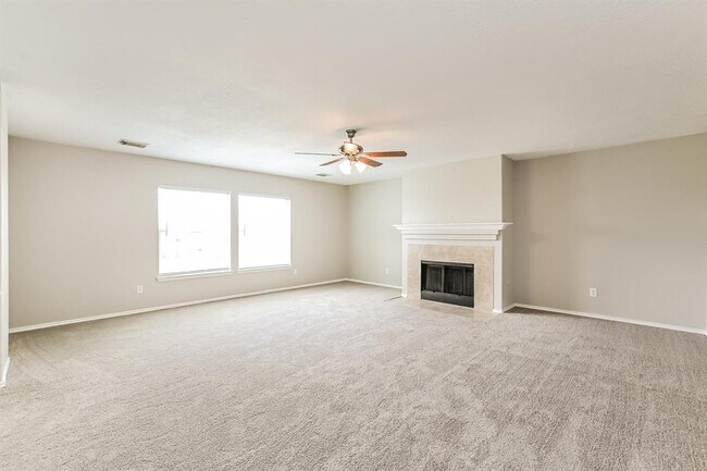 Foto del edificio - 9606 Ashwood Valley Dr