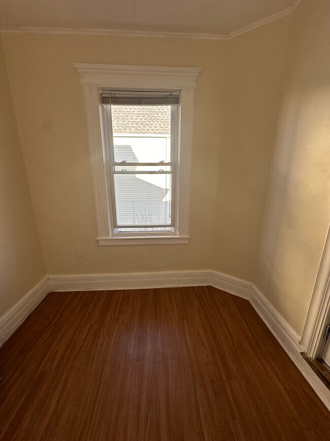 Foto del edificio - 18 Noll Pl