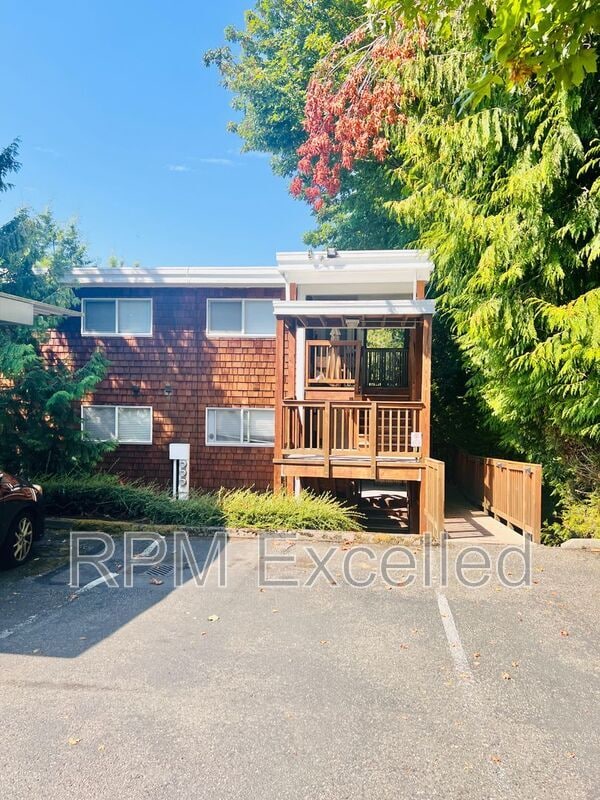 Primary Photo - 28418 16th Ave S