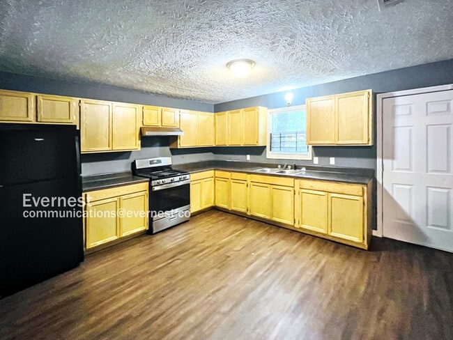 Foto del edificio - 302 Alexander St