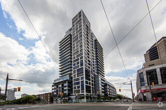 Building Photo - 501 St Clair Ave W