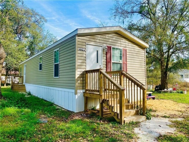 Building Photo - 1621 Tangerine St