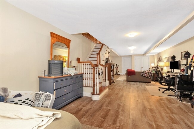 Building Photo - 1027 Tremont St