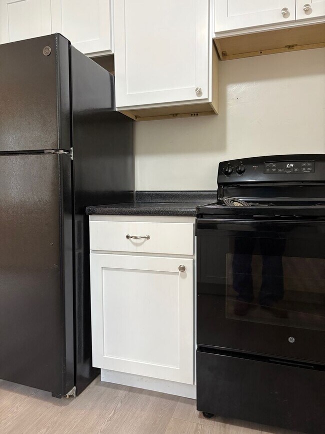 Foto del edificio - Spacious 1 Bedroom Apartment