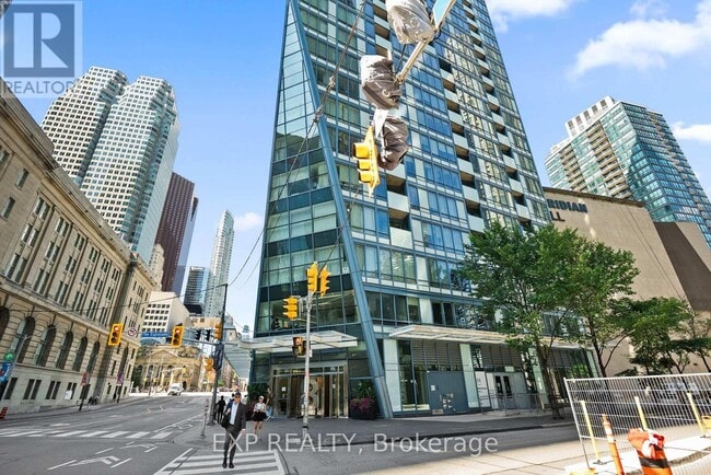 Building Photo - 8 The Esplanade