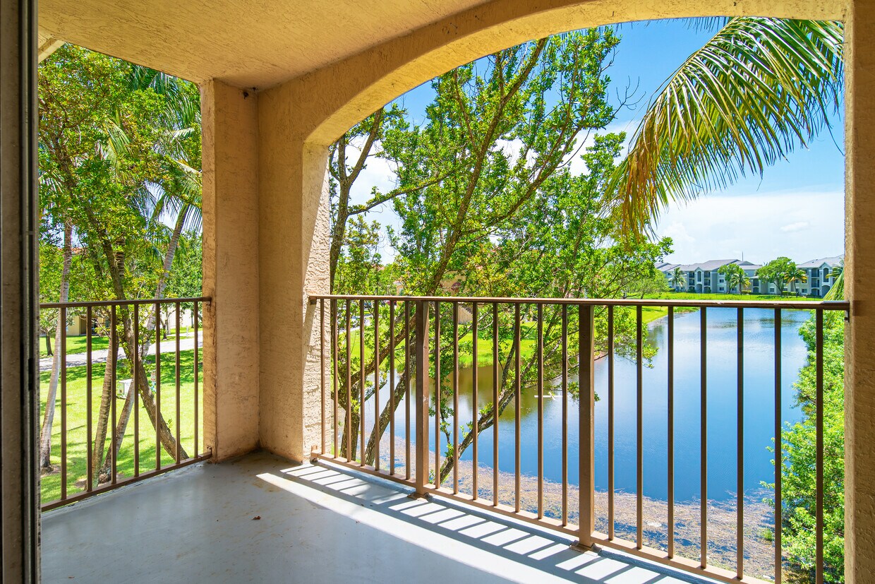 View of pond from balcony off living room - 4211 San Marino Blvd