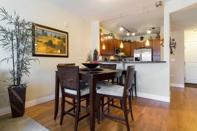 Photo - 9039 E Panorama Cir (Englewood, CO) Apartment