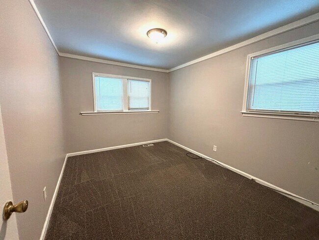 Foto del edificio - 11340 Fisher Ave