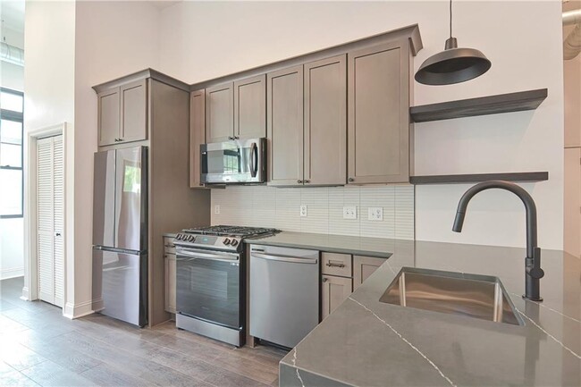 Foto del edificio - 1320 Pawtucket Ave