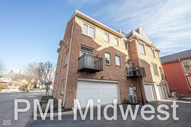 Building Photo - 515 E New York St