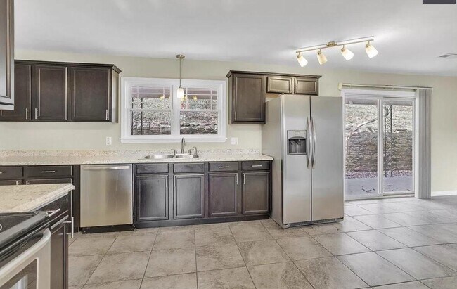 Foto del edificio - 2151 Brambleton Ave SW