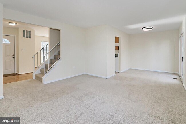 Building Photo - 10024 Downeys Wood Ct