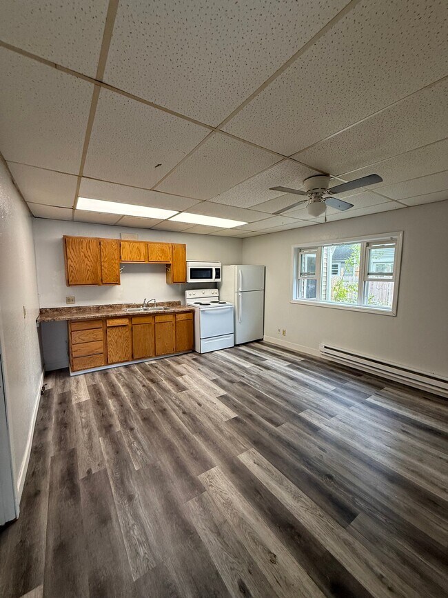 Foto del edificio - 118 Conley Ave S