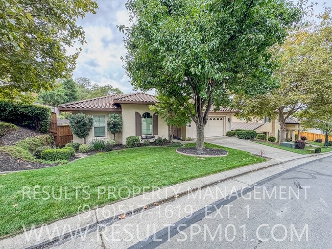 Foto del edificio - Luxury Whitney Oaks Retreat – Private Gated Community in Rocklin