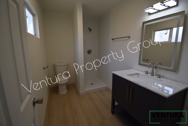Building Photo - AVAILABLE SOON!  NEWLY RENOVATED Spacious 2-Bed, 2-Bath Unit