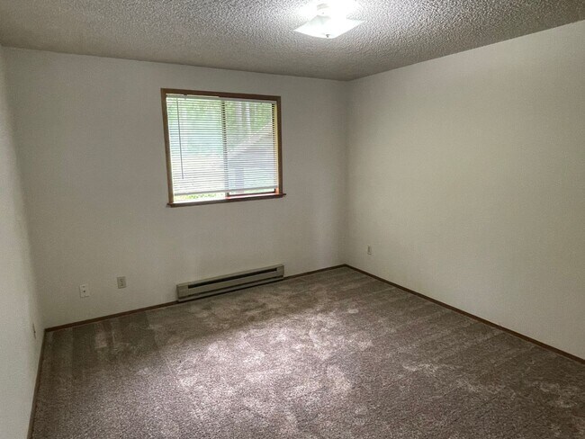 Foto del edificio - Pet Friendly, Private 3 Bedroom Home