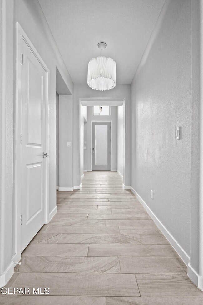 Foto del edificio - 7348 Mule Team Dr