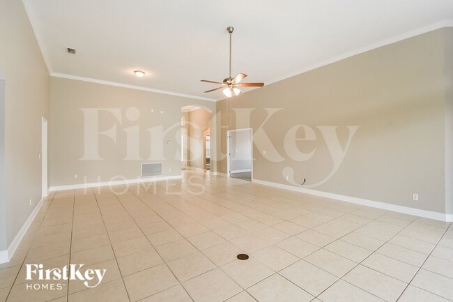 Building Photo - 2305 Yellow Jasmine Ln