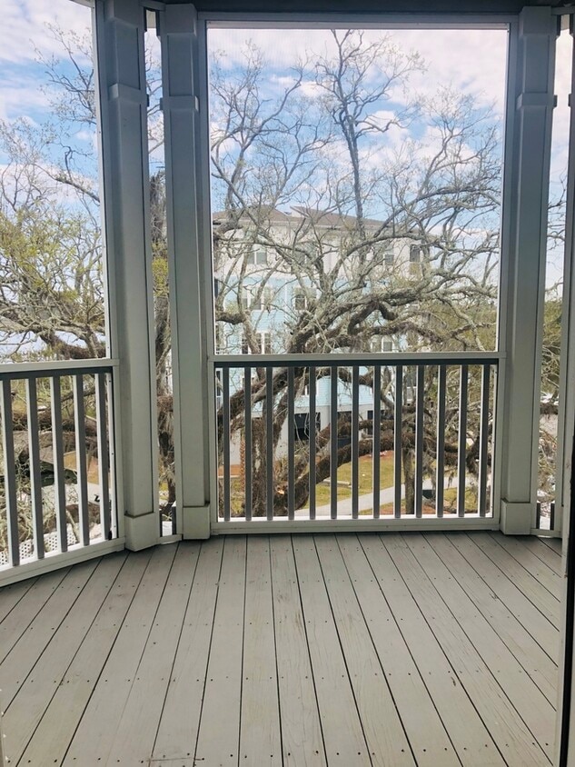 Foto principal - 15306 Sweet Pl