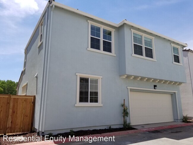 Building Photo - 3 br, 2.5 bath House - 303 Colner Circle