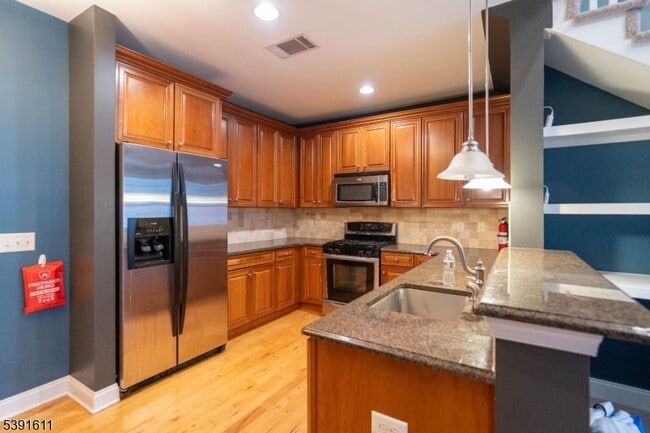 Building Photo - 8409 Sanctuary Boulevard
