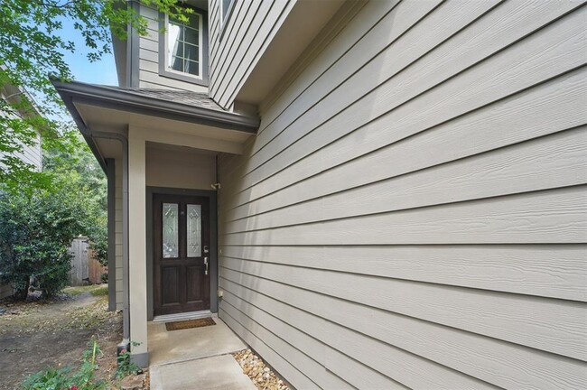 Building Photo - 6443 Calgary Woods Ln