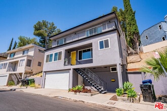 Building Photo - 5343 Tendilla Ave