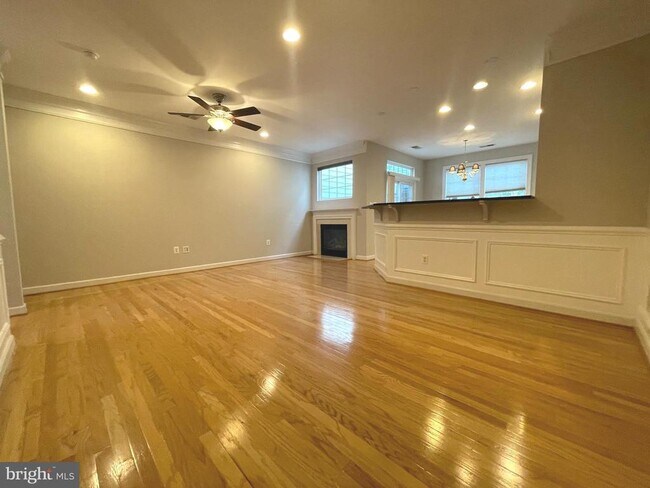 Foto del edificio - 11451 Fogarty Ct