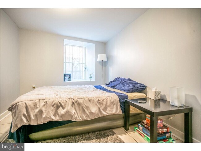 Photo - 22-1 N Preston St House