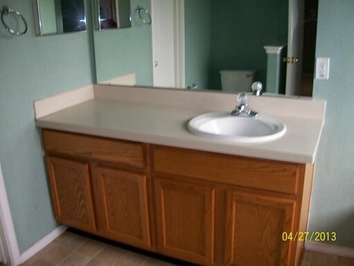 Building Photo - 515 Kiley Dr