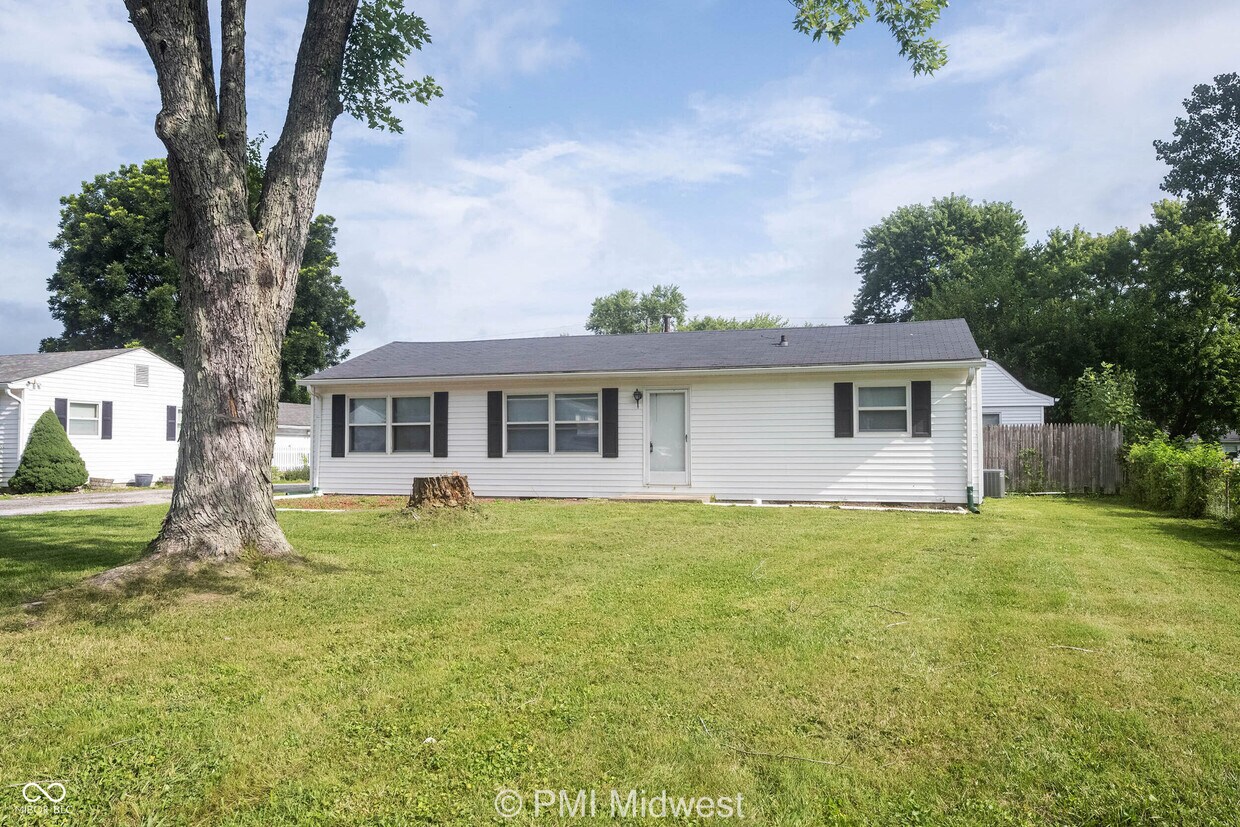 Foto principal - 126 Lewis Dr