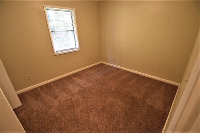 Building Photo - 3671 Quail Hollow Trl