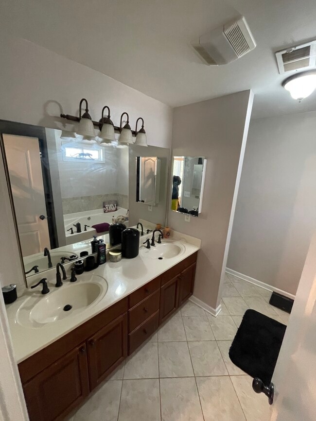 Master Bathroom (Jack & Jill Sinks, Under Sink Storage, Private Toilet) - 209 Hilltop Dr SW