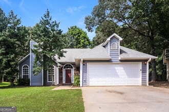 Building Photo - 6857 Robinwood Trail