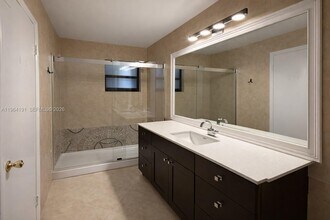 Building Photo - 22335 Palomita Dr