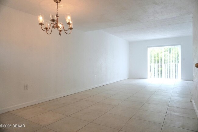 Foto del edificio - 1510 Ocean Shore Blvd