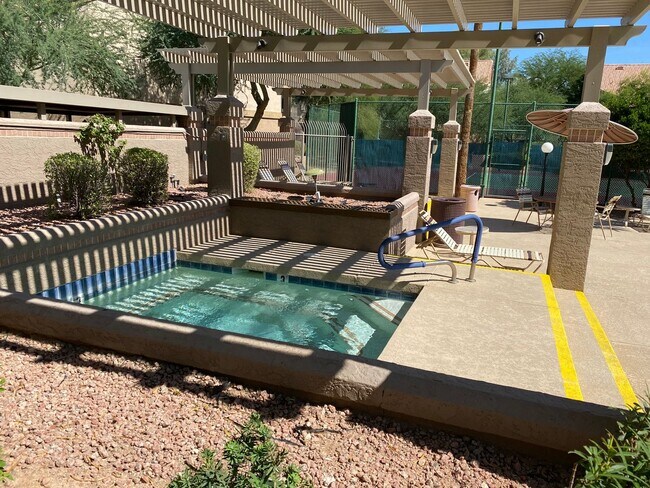 Foto del edificio - Chandler Apartment