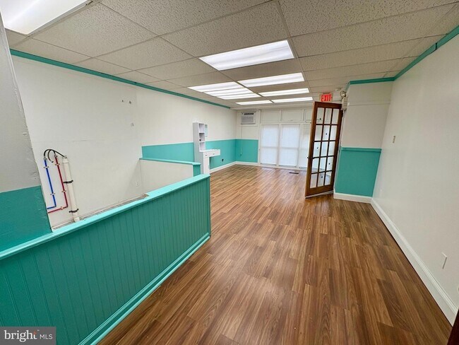 Foto del edificio - 3002 N Centre St