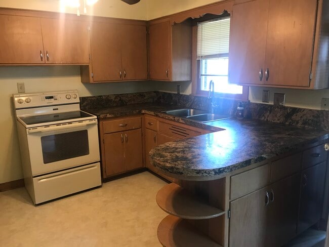 Foto del edificio - 550 N 94th St