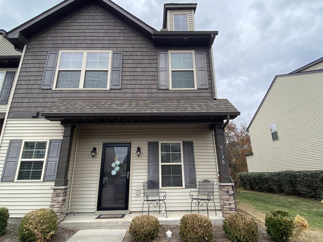 Foto principal - 5330 Tony Lama Ln