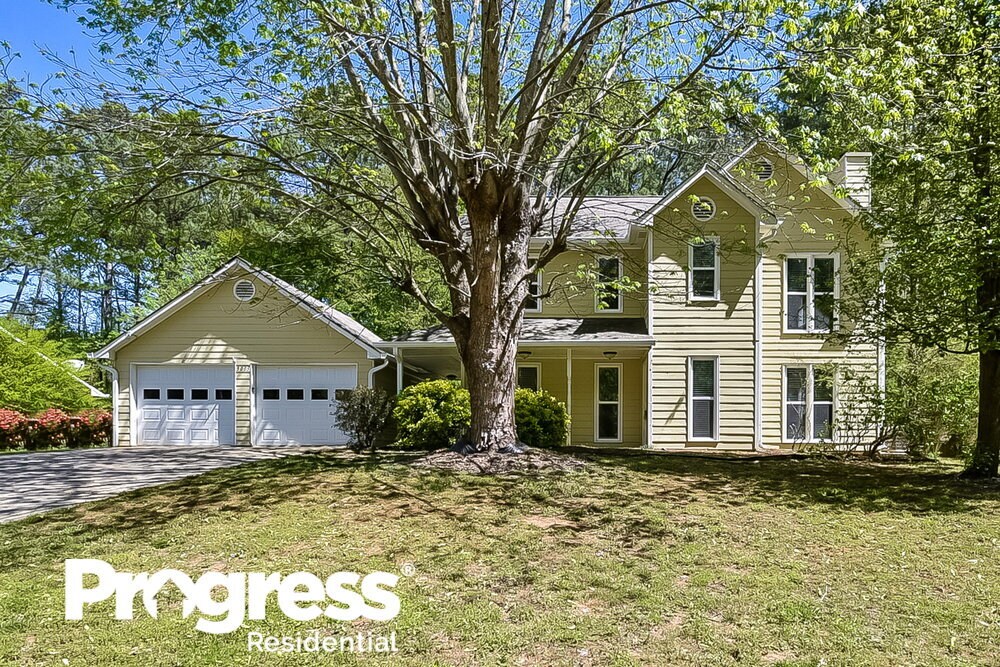 Primary Photo - 5005 Henson Dr