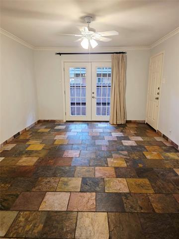 Foto del edificio - 4211 Newton Ave