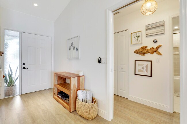 Foto del edificio - 124 Timberline Dr